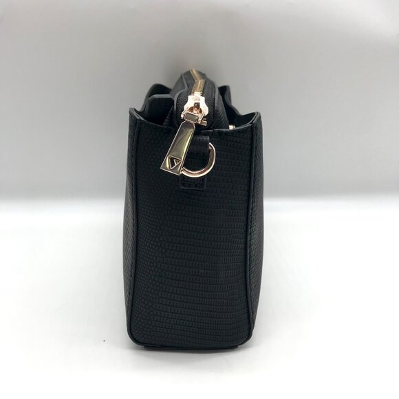Guess Black Lyndi Triple Compartment Girlfriend Crossbody - Picture 4 of 11